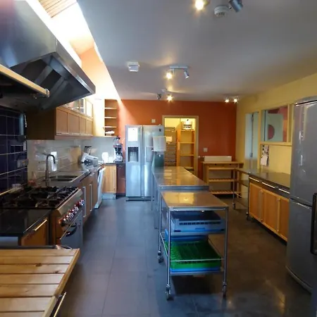 8 Bedroom Fully Equiped House Close To Semesterbostad Bouillon