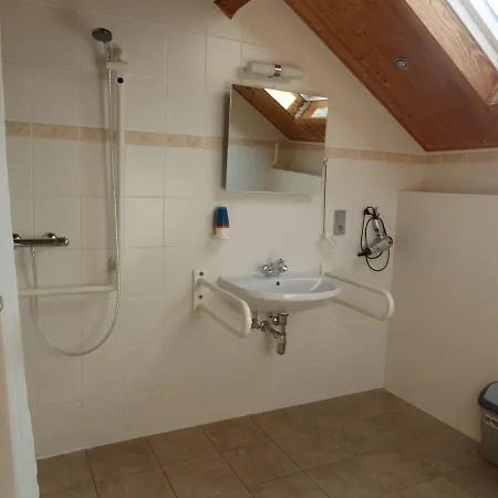 8 Bedroom Fully Equiped House Close To * Bouillon