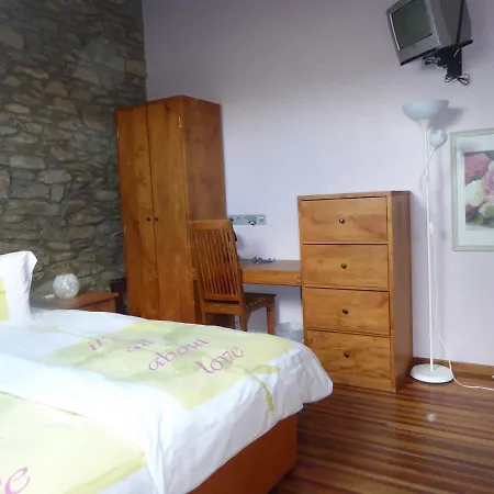 8 Bedroom Fully Equiped House Close To * Bouillon