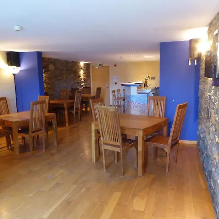 8 Bedroom Fully Equiped House Close To