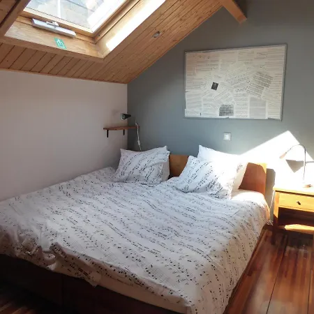 8 Bedroom Fully Equiped House Close To Bouillon