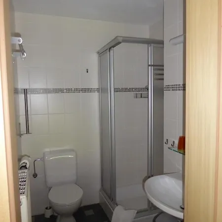 8 Bedroom Fully Equiped House Close To Semesterbostad