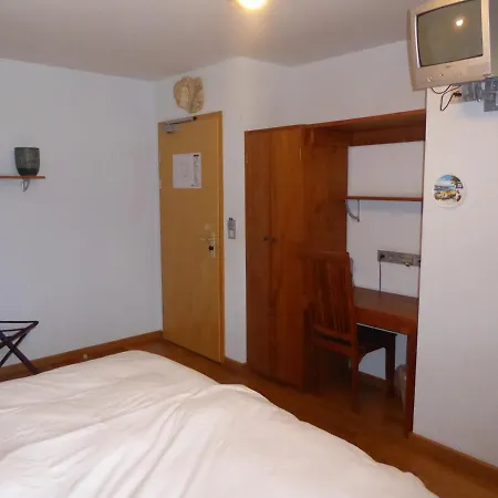 Semesterbostad 8 Bedroom Fully Equiped House Close To *